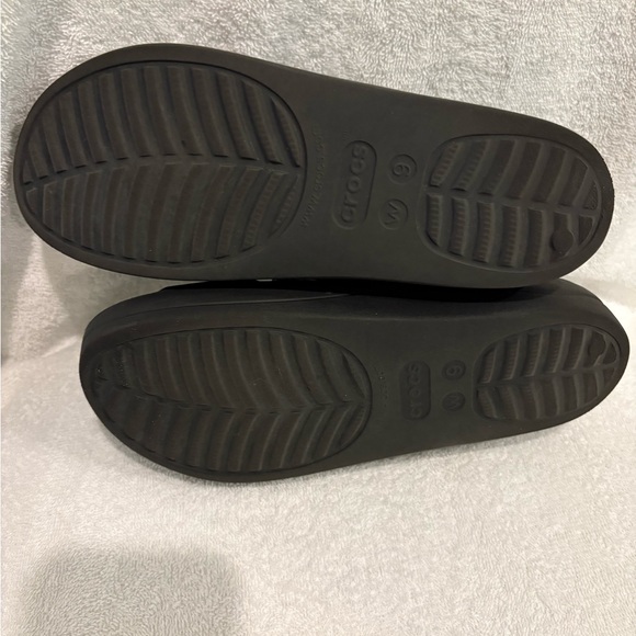 Women’s size 9 Black Crocs Slide Sandals - Picture 5 of 5